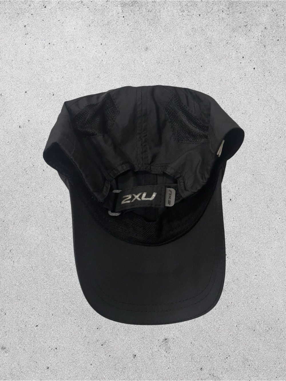 2XU Mesh Panel Hat - Picture 3 of 5